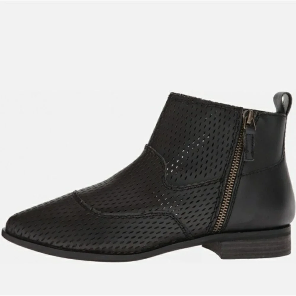 Kelsi Dagger Alaska Perforated Black Leather Booties 9.5 Ankle Boots